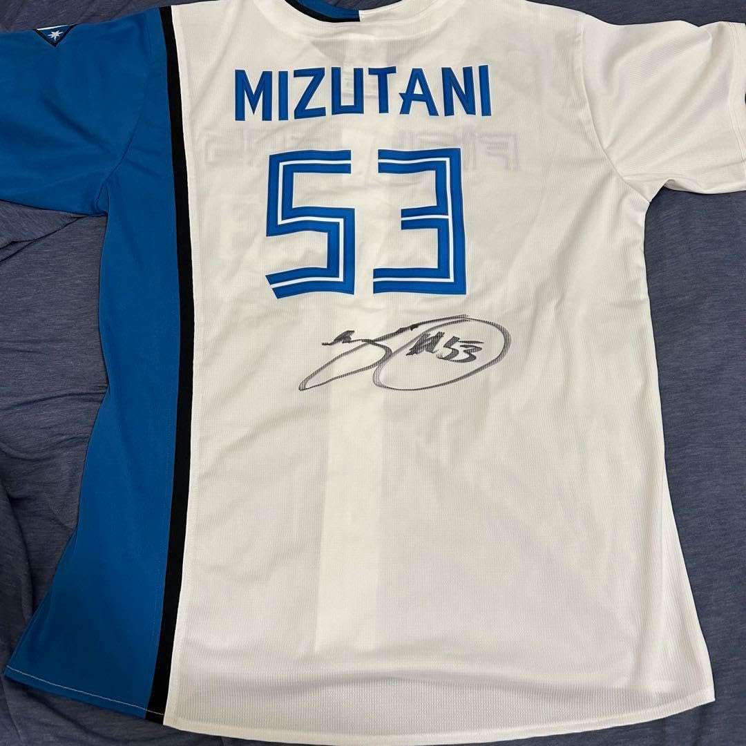 水谷瞬　#53 ユニホーム　L 新品　日本ハムファイターズ 水谷瞬 #53 ユニホーム L 新品 日本ハムファイターズ サイン入り